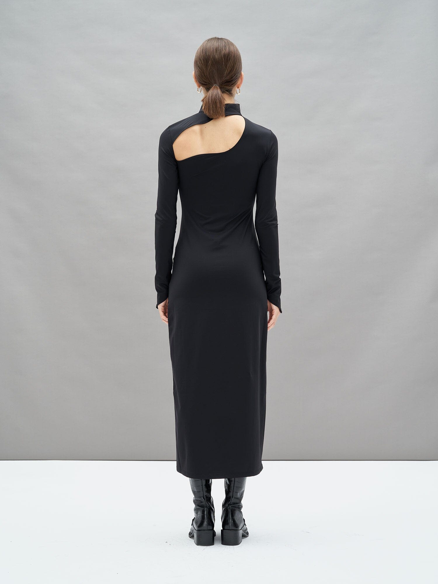 GAIA - Robe longue ajustée col cheminée et vague en jersey Hermione Noir Robe Fête Impériale